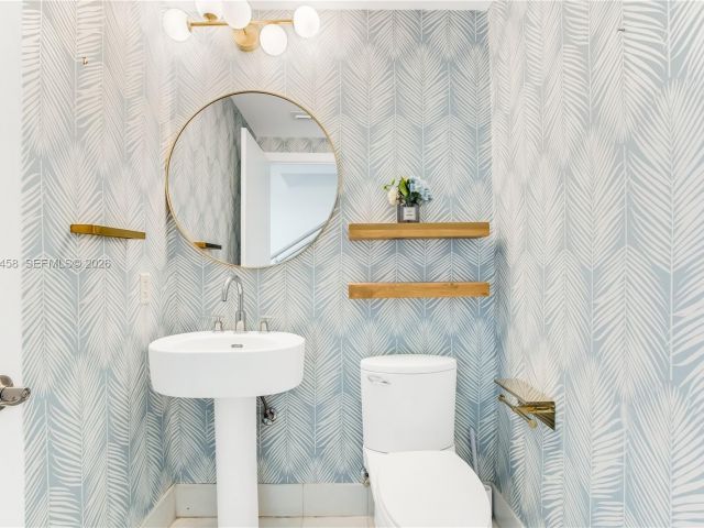 Apartment for sale  Unit #150 - photo 7502129