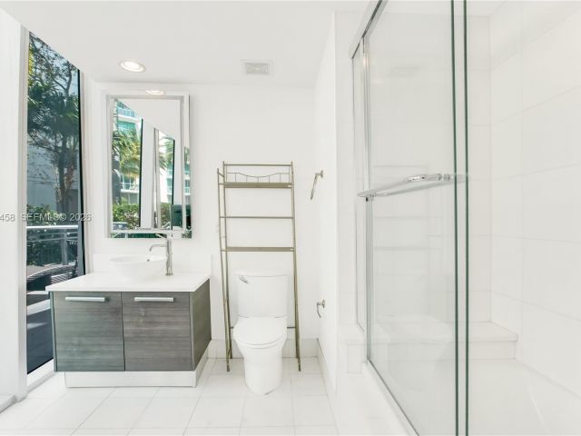 Apartment for sale  Unit #150 - photo 7502132