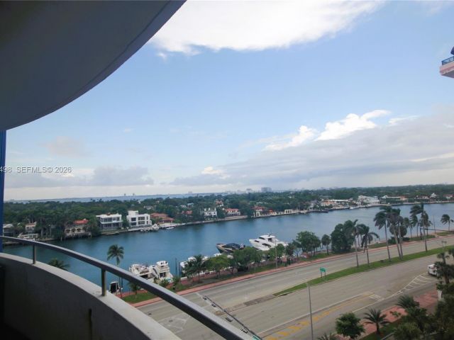 Apartment for rent  Unit #1004 - photo 7504623