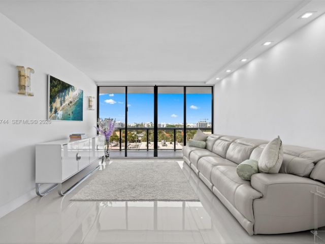 Apartment for sale  Unit #703 - photo 7506966