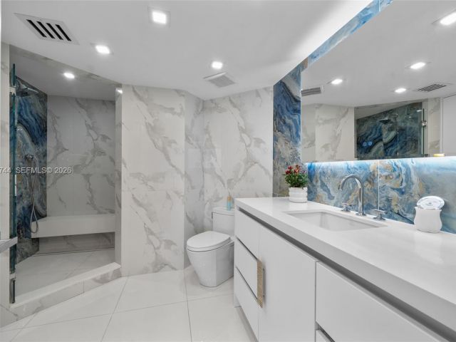 Apartment for sale  Unit #703 - photo 7506973