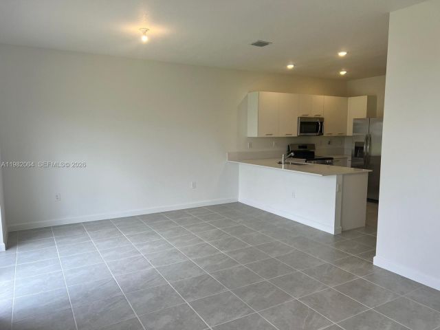 Home for rent at 12560 NW 22nd Pl - photo 7466263