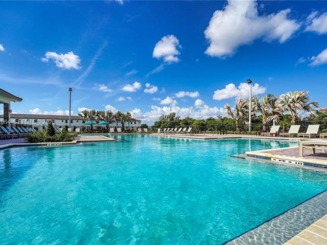 Home for rent at 12560 NW 22nd Pl - photo 7466289