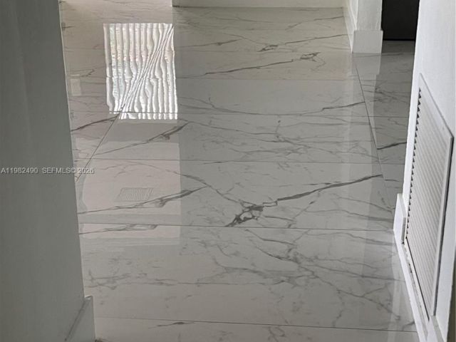 Home for rent at 881 NE 156 TER. - photo 7480785