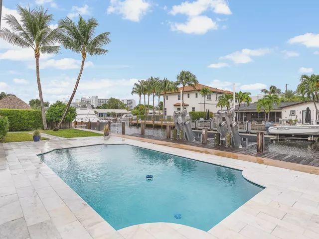 3-bedroom home for sale in Pompano Beach - 1250 NE 27th Terrace - MondialRealty