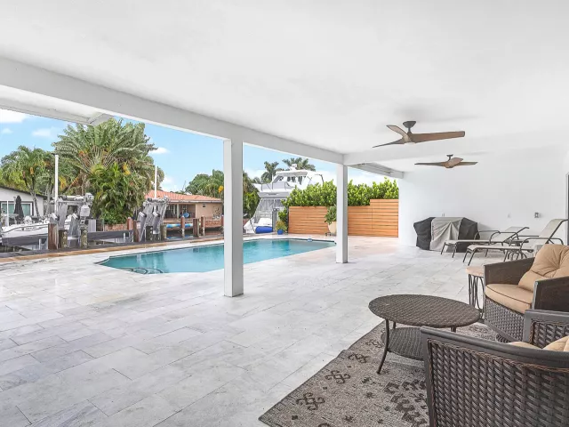 3-bedroom home for sale in Pompano Beach - 1250 NE 27th Terrace - MondialRealty