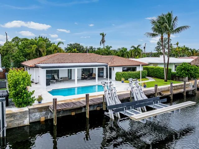 3-bedroom home for sale in Pompano Beach - 1250 NE 27th Terrace - MondialRealty