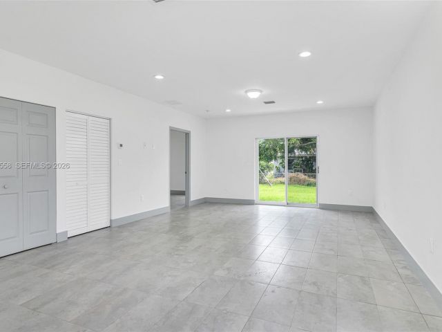 3-bedroom home for rent in Fort Lauderdale - 2360 NW 14th St 0 - MondialRealty