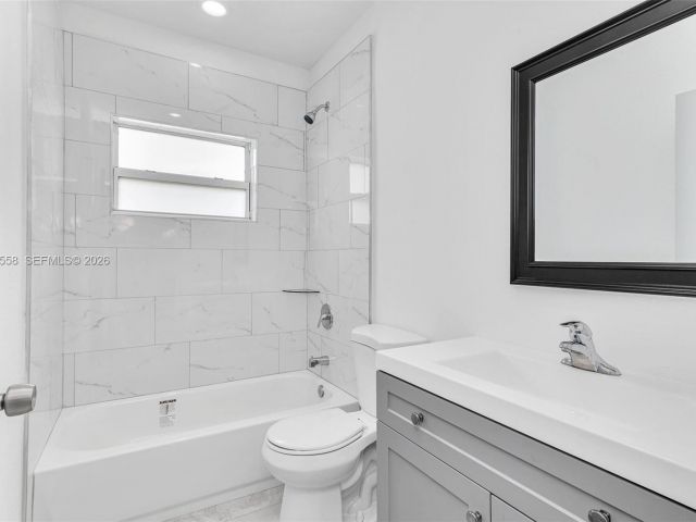 3-bedroom home for rent in Fort Lauderdale - 2360 NW 14th St 0 - MondialRealty