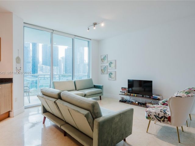 Apartment for sale  Unit #1814 - photo 7489431