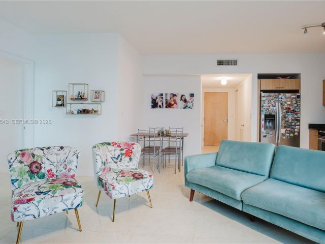 Apartment for sale  Unit #1814 - photo 7489433