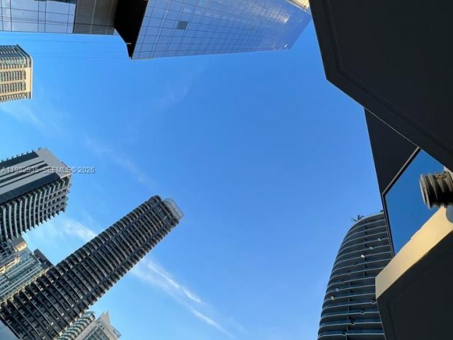 Apartment for rent  Unit #1903 - photo 7452523