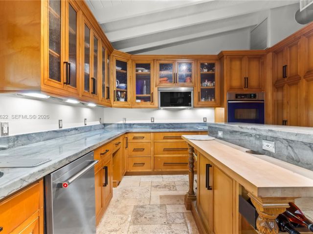 Home for rent at 2132 Middle River Dr - photo 7482251