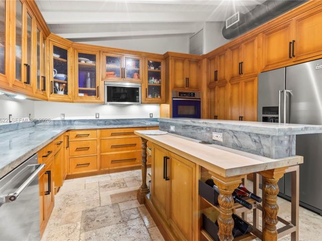 Home for rent at 2132 Middle River Dr - photo 7482253