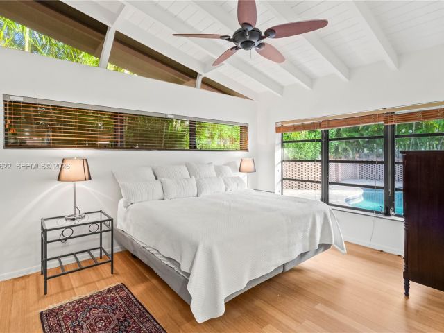 Home for rent at 2132 Middle River Dr - photo 7482255