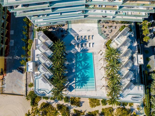 Apartment for sale  Unit #4304 - photo 7525264