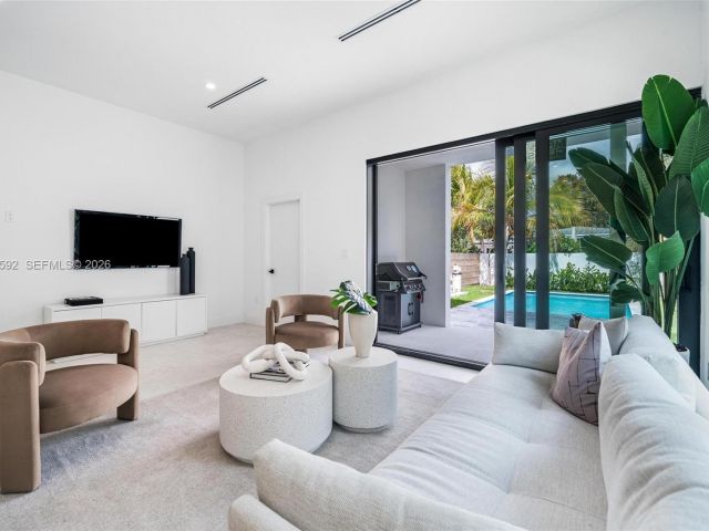 Home for sale at 2943 SW 21st st - photo 7533025