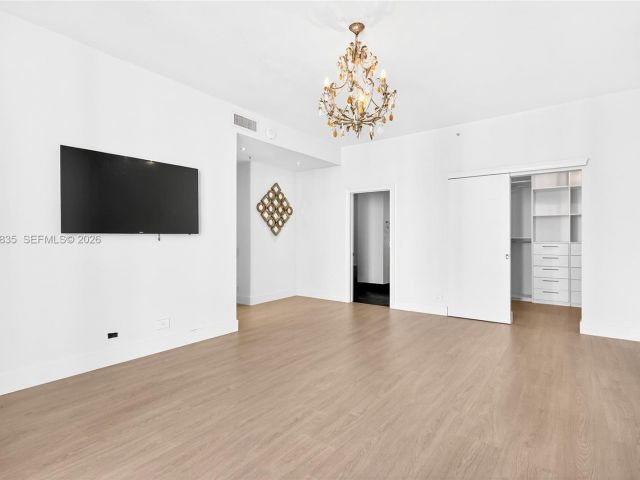 Apartment for rent  Unit #LPH-06 - photo 7477859