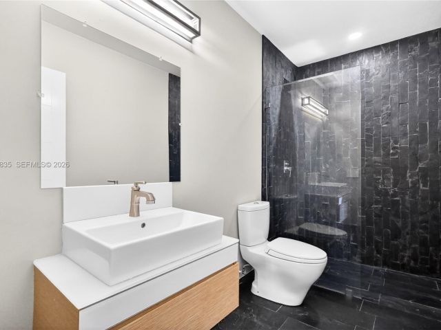 Apartment for rent  Unit #LPH-06 - photo 7477867