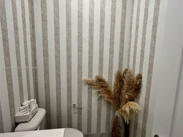 Home for rent at 8533 Ganton Dr - photo 7453218