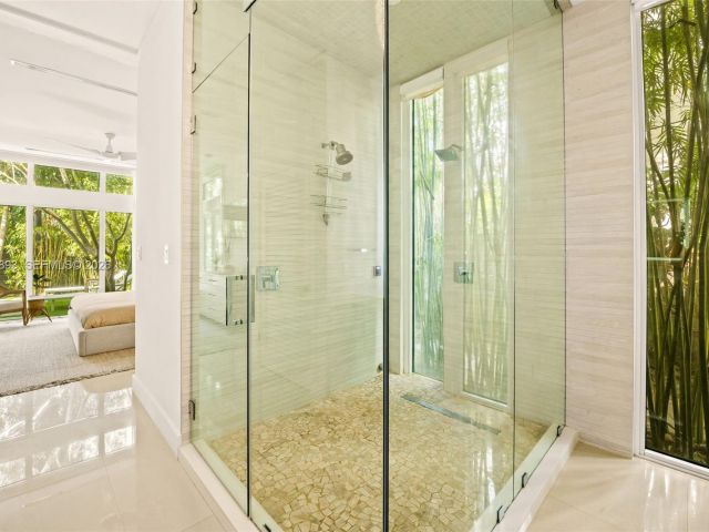 Home for sale at 865 W 47th St - photo 7468359