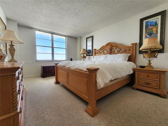 Apartment for sale  Unit #1619 - photo 7470083