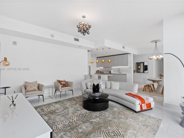 Apartment for rent  Unit #802 - photo 7498763