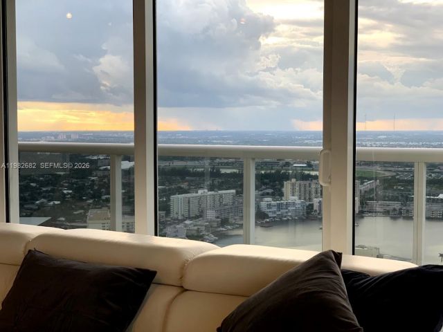 Apartment for sale  Unit #4608 - photo 7521075