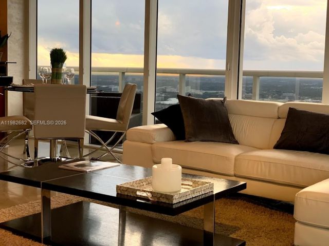 Apartment for sale  Unit #4608 - photo 7521080