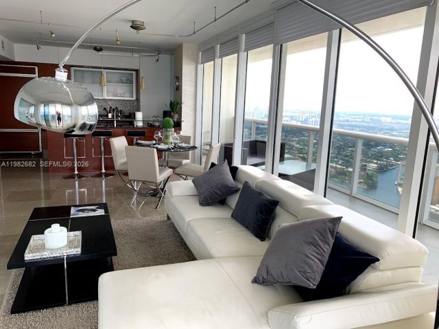 Apartment for sale  Unit #4608 - photo 7521083