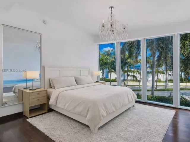 4-bedroom condo for rent in Aventura - 2950 NE 188th St 150 - MondialRealty