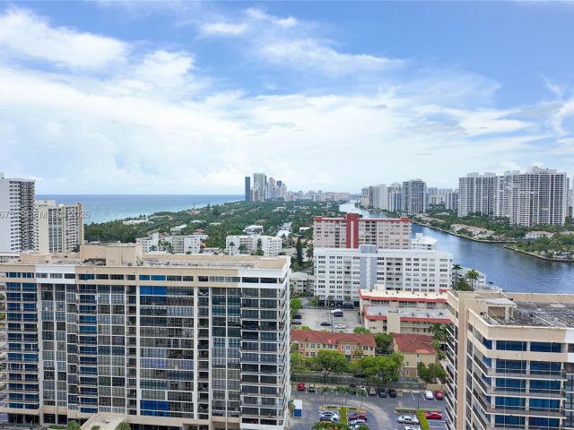 Apartment for rent  Unit #22E - photo 7523977