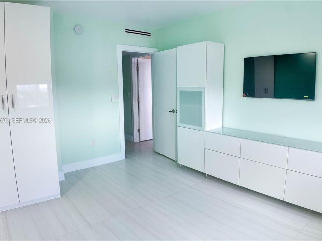 Apartment for rent  Unit #22E - photo 7523987