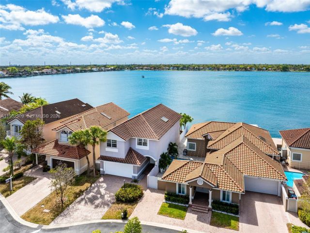 Home for sale at 14759 SW 132nd Pl - photo 7532071