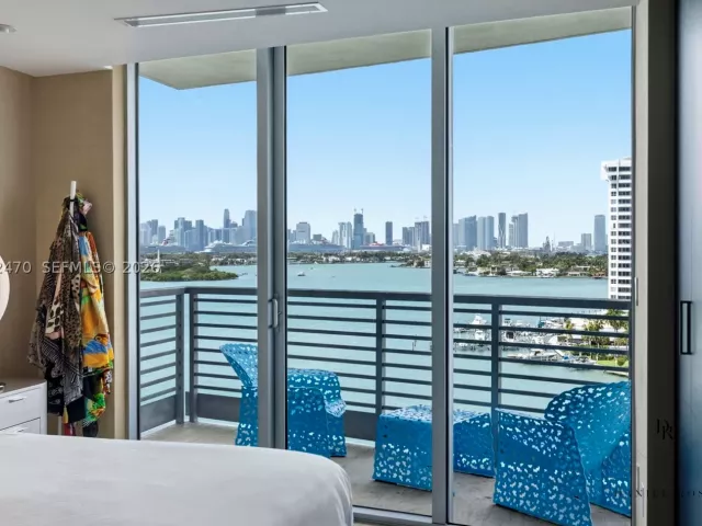 2-bedroom condo for sale in Miami Beach - 1445 16th St 1101 - MondialRealty