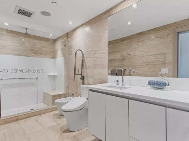 2-bedroom condo for sale in Miami Beach - 1445 16th St 1101 - MondialRealty