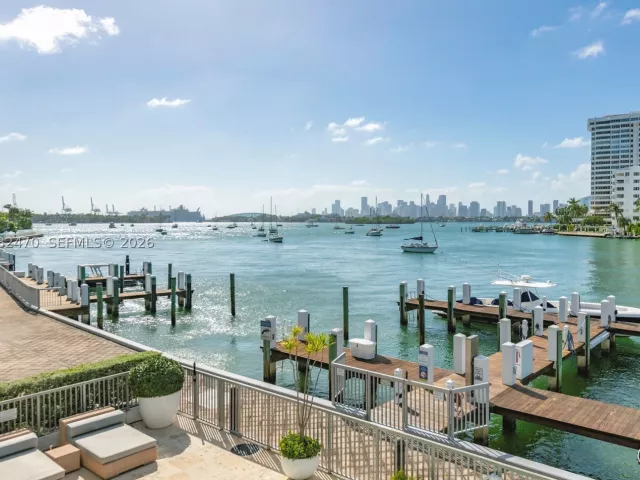 2-bedroom condo for sale in Miami Beach - 1445 16th St 1101 - MondialRealty