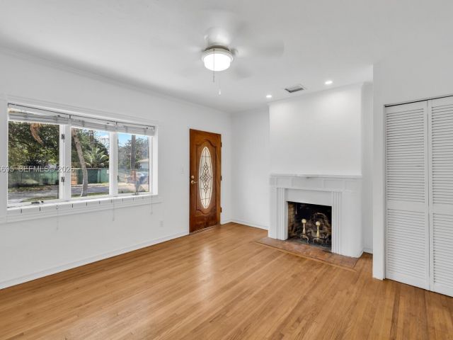 Home for sale at 11801 NE 11th Ave - photo 7483965