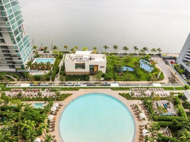 Apartment for sale  Unit #2007 - photo 7523605