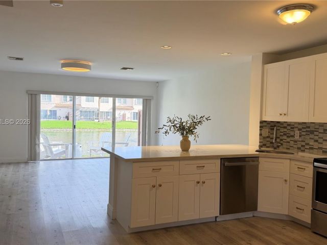 Home for rent at 9389 Boca River Cir - photo 7452888