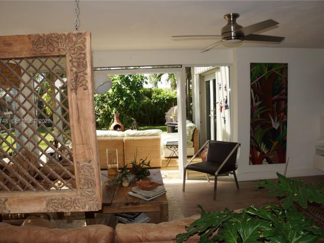 Home for rent at 1251 SW 11th Ter N/A - photo 7453143