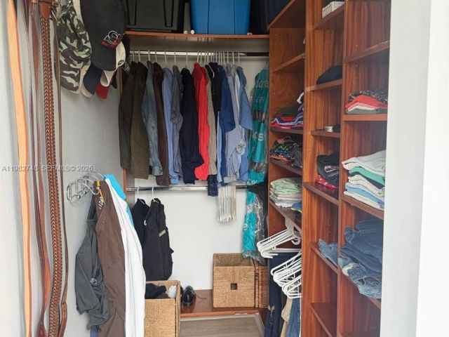 Home for rent at 1251 SW 11th Ter N/A - photo 7453154