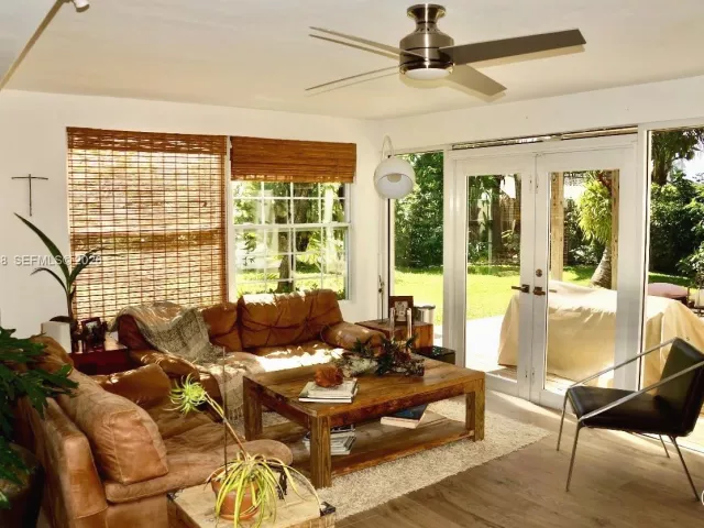 3-bedroom home for rent in Boca Raton - 1251 SW 11th Ter N/A - MondialRealty