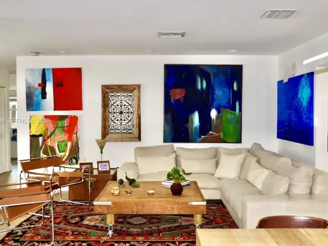 3-bedroom home for rent in Boca Raton - 1251 SW 11th Ter N/A - MondialRealty