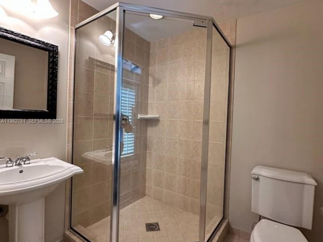 Home for rent at 409 SW 5th St - photo 7507326