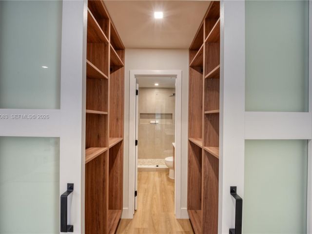 Home for sale at 1524 NE 31st Ct - photo 7507093