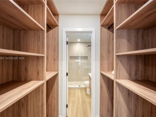 Home for sale at 1524 NE 31st Ct - photo 7507094