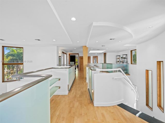 Home for rent at 450 Victoria Ter - photo 7482519