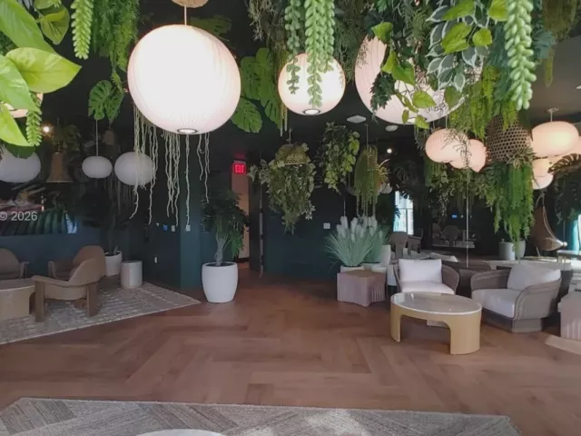 1-bedroom condo for sale in Miami Beach - 501 NE 1ST ST 1006 - MondialRealty