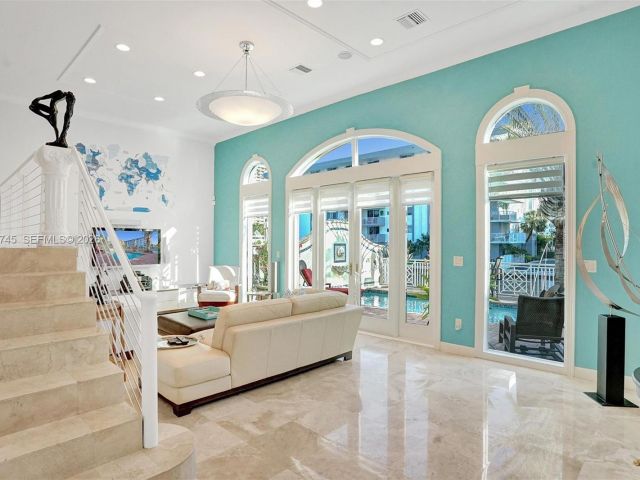 Home for rent at 3942 NE 171st St 4A - photo 7480767